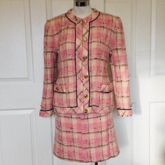 CHANEL Jackets & Blazers - CHANEL Classic Vintage Suit